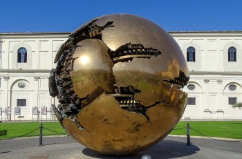Un Viaje Atemporal: Explorando los Museos Vaticanos