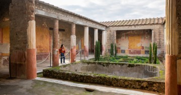 Exclusive tour of the Pompeii ruins