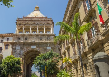 Visita Guiada por Palermo: Mercados, Monumentos e Historia