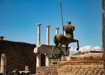 Guided Excursion to Pompeii Ruins