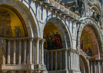 Guided tour of the historic centre and St Mark's Basilica